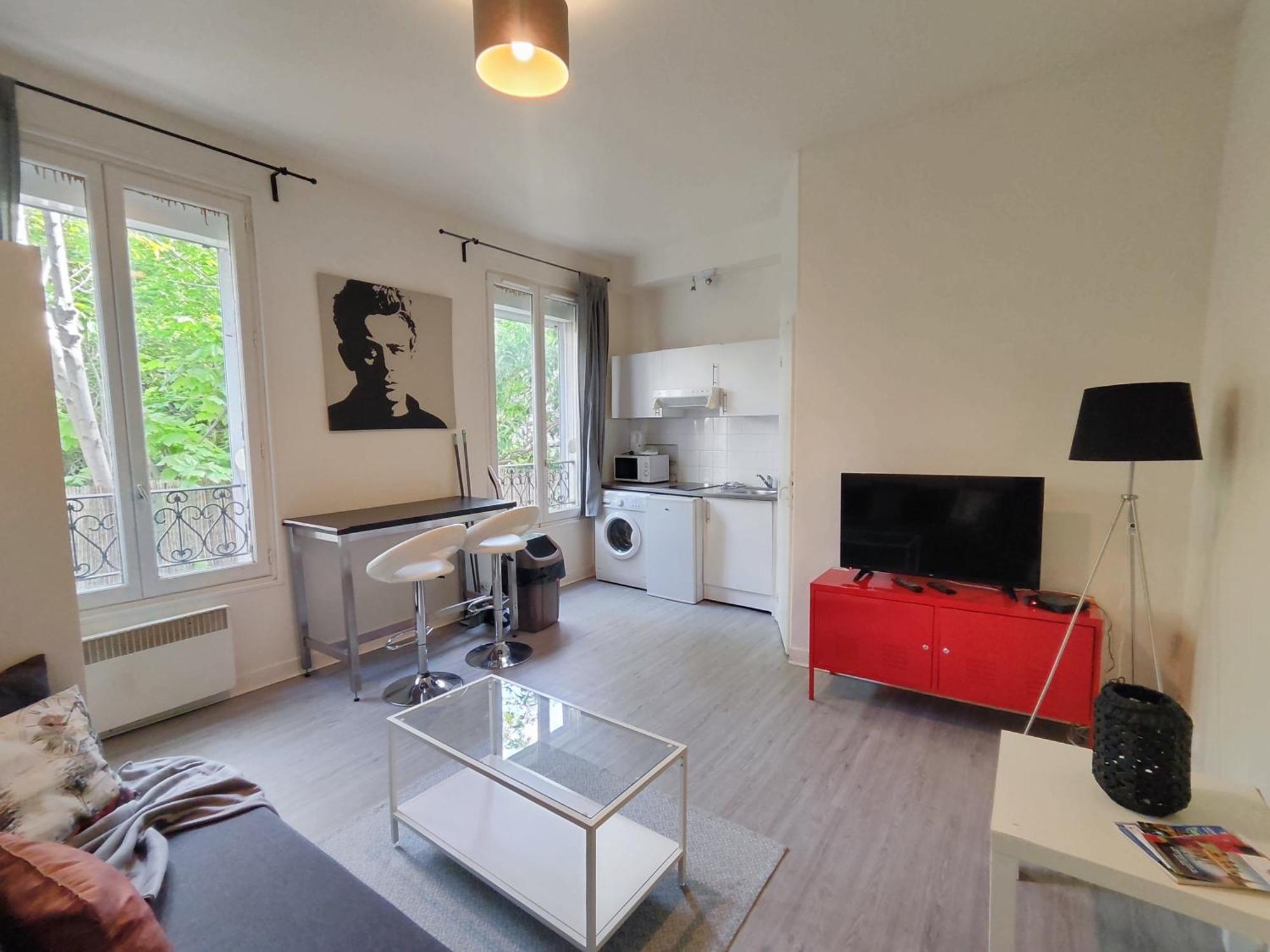Charming Parisian Studio!