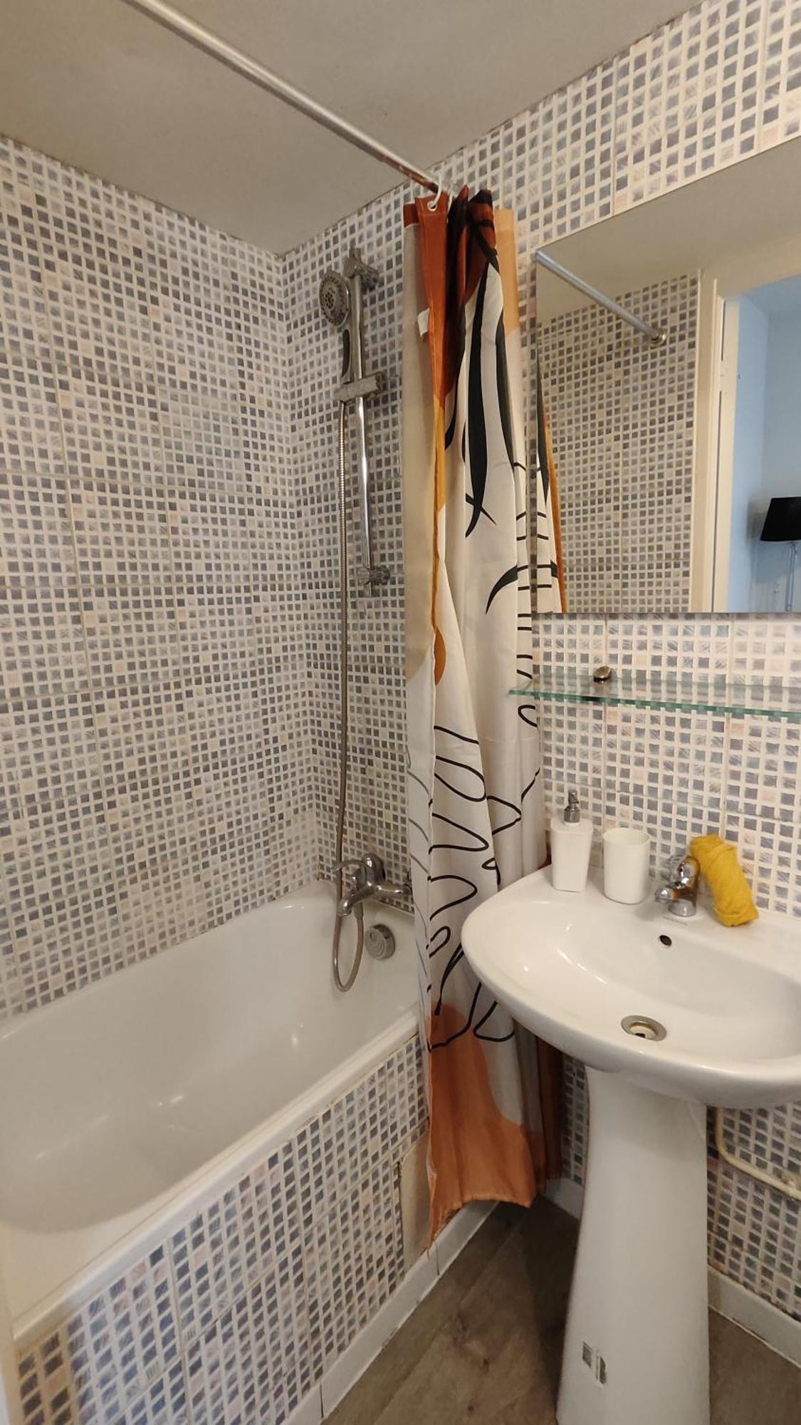 Charming Parisian Studio! * Ivry-sur-Seine