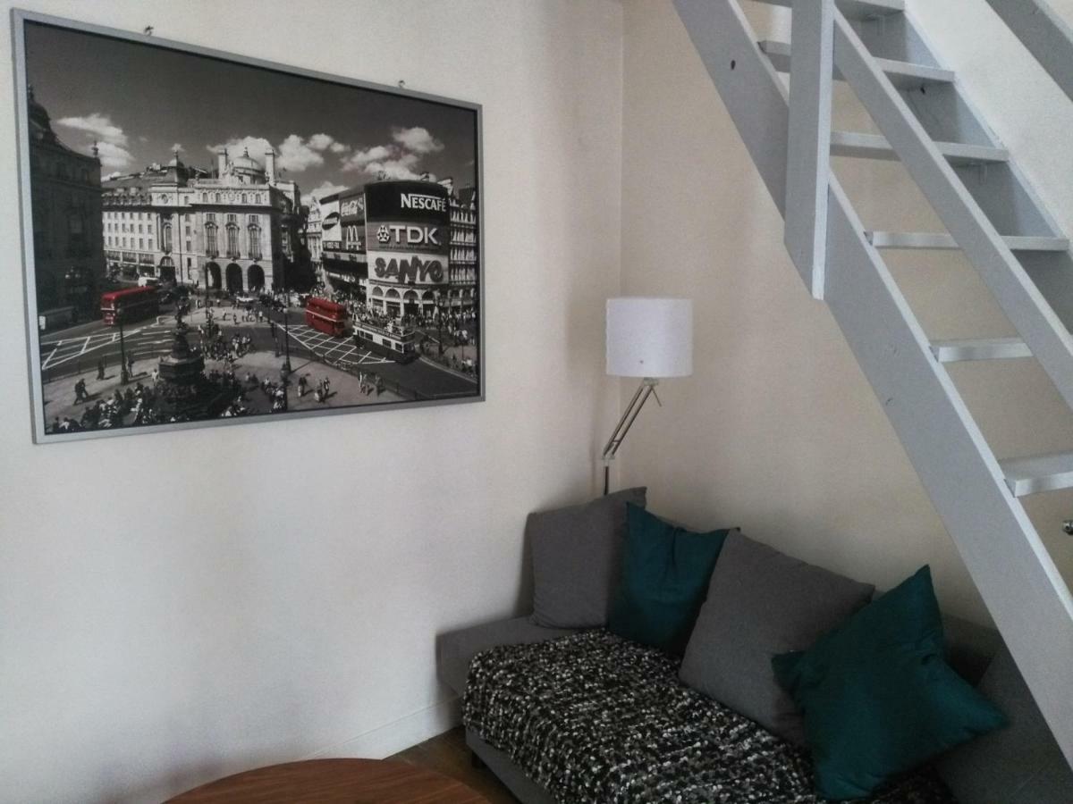 Charming Parisian Studio! Apartment
