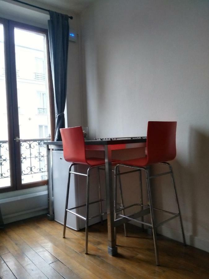 Charming Parisian Studio! *